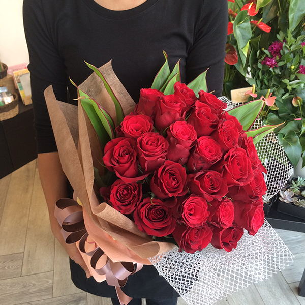 赤いバラの花束でプロポーズ 豊橋 浜松の花屋 Soel Flowers 花風舎